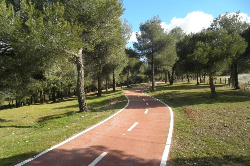 Chalet Con Piscina En Entorno Idilico La Zubia  Zewnętrze zdjęcie